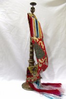 Trompeta tibetana vertical